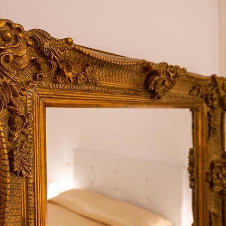 The Heart Of San Marco - Wifi Apartment Venesia Bagian luar foto